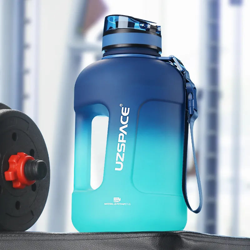 Gourde Sport 2l pour réhydratation pratique