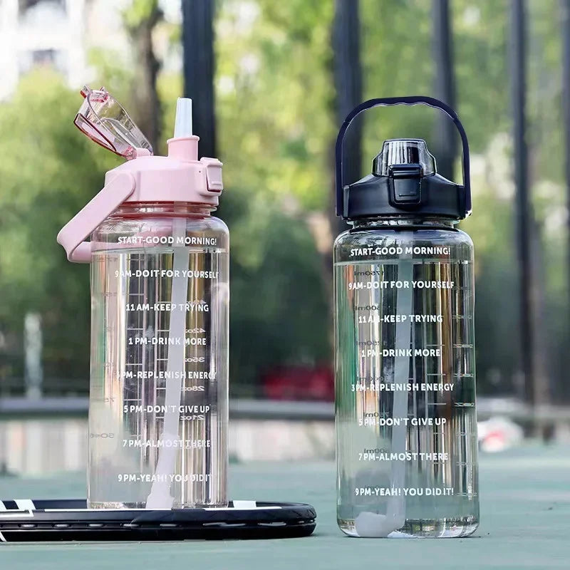 Gourde 2l avec paille pour fitness