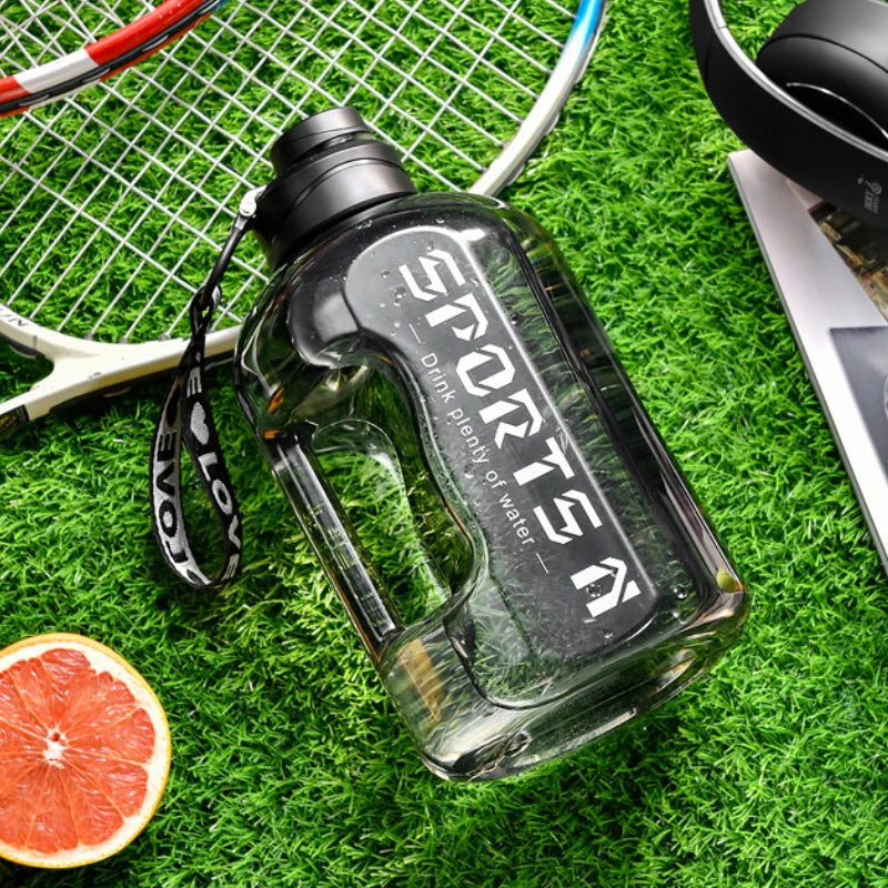 Gourde Sport 1,5L transparente avec graduations
