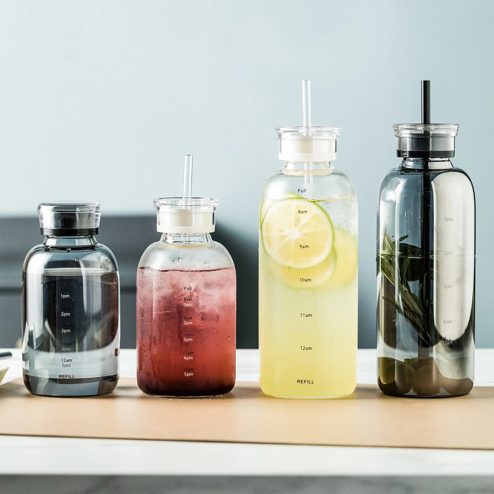 Gourde en verre design avec couvercle noir