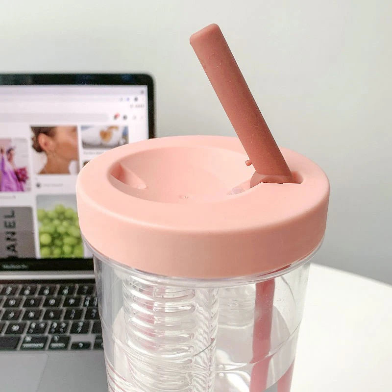 Gourde en verre avec paille